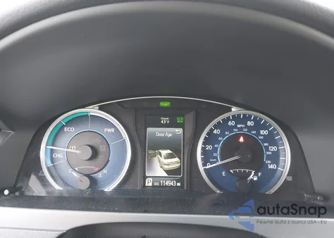 2015 Toyota Camry Hybrid Le из США, поврежденный, VIN 4T1BD1FK2FU175536